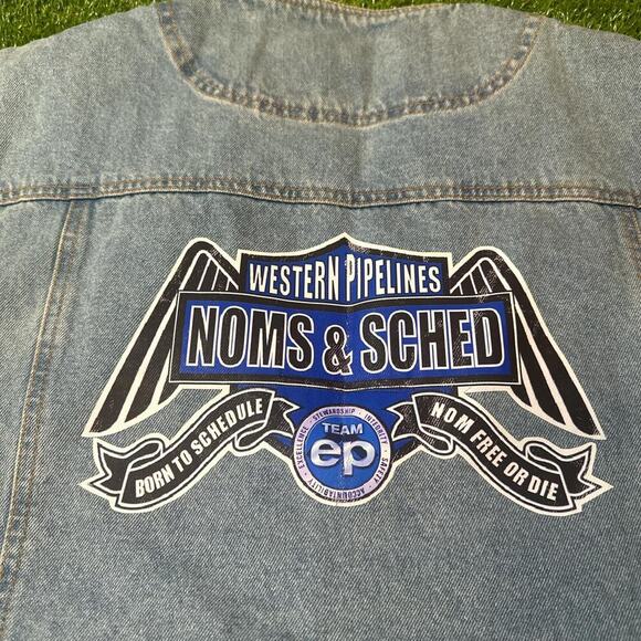 Retro Diamond Plate 'Western Pipelines' Denim Vest - Picture 3 of 5